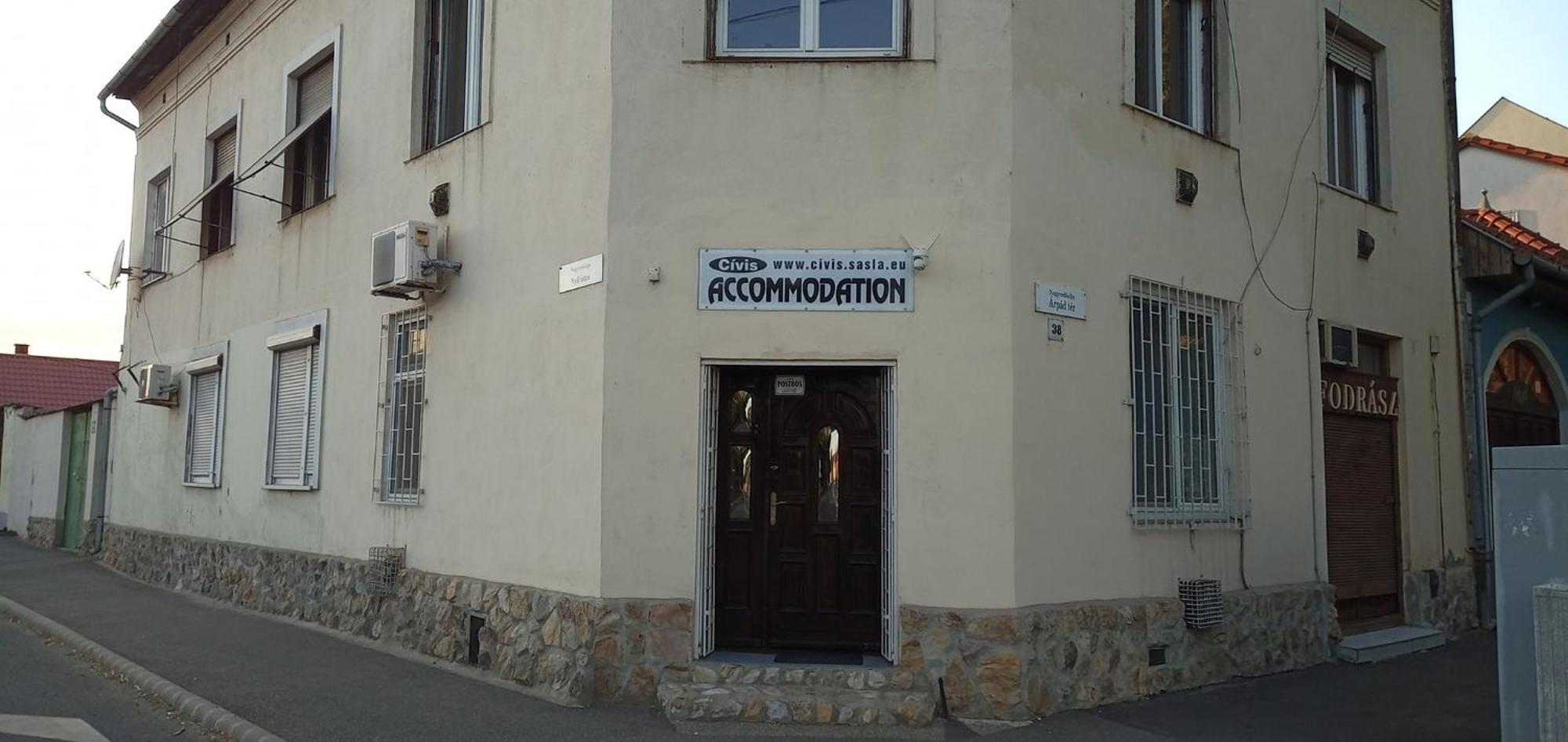 Civis Debrecen Hostel Εξωτερικό φωτογραφία